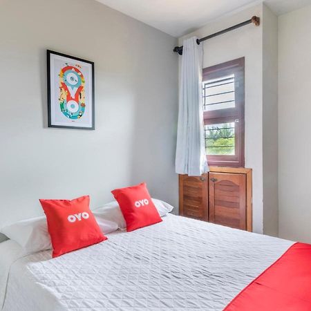 Oyo Portal Torres Hotel Passo de Torres Dış mekan fotoğraf